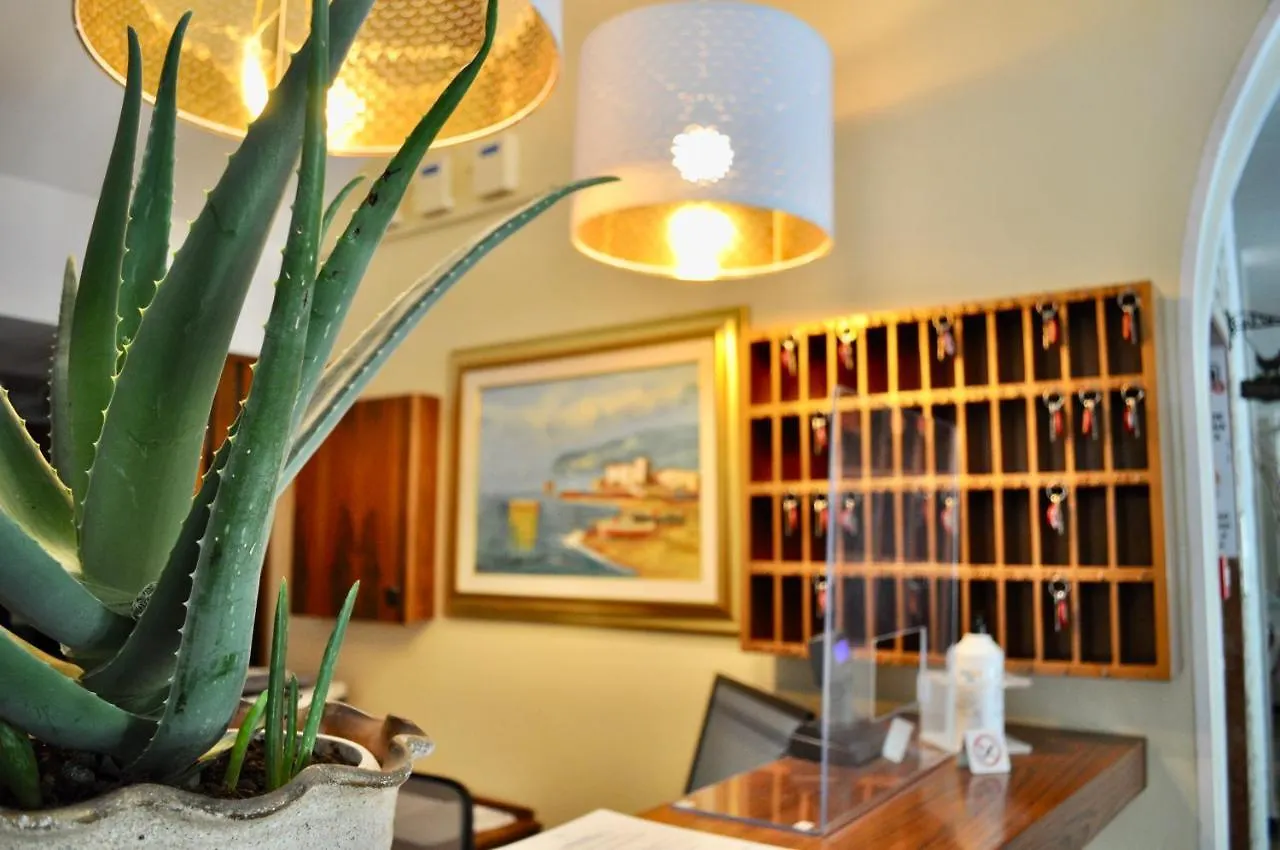Hotel Corallo Garni Cattolica