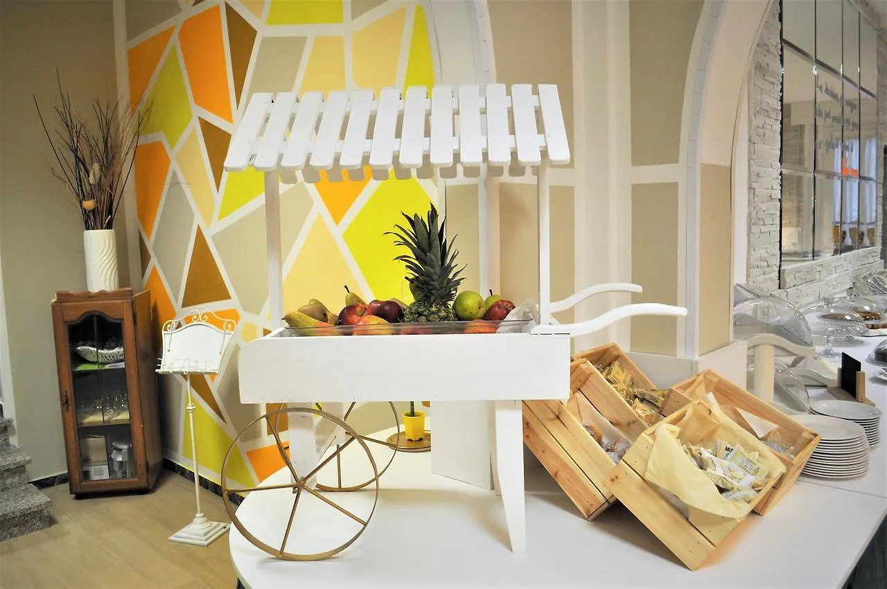 Hotel Corallo Garni Cattolica 3*,  Italy