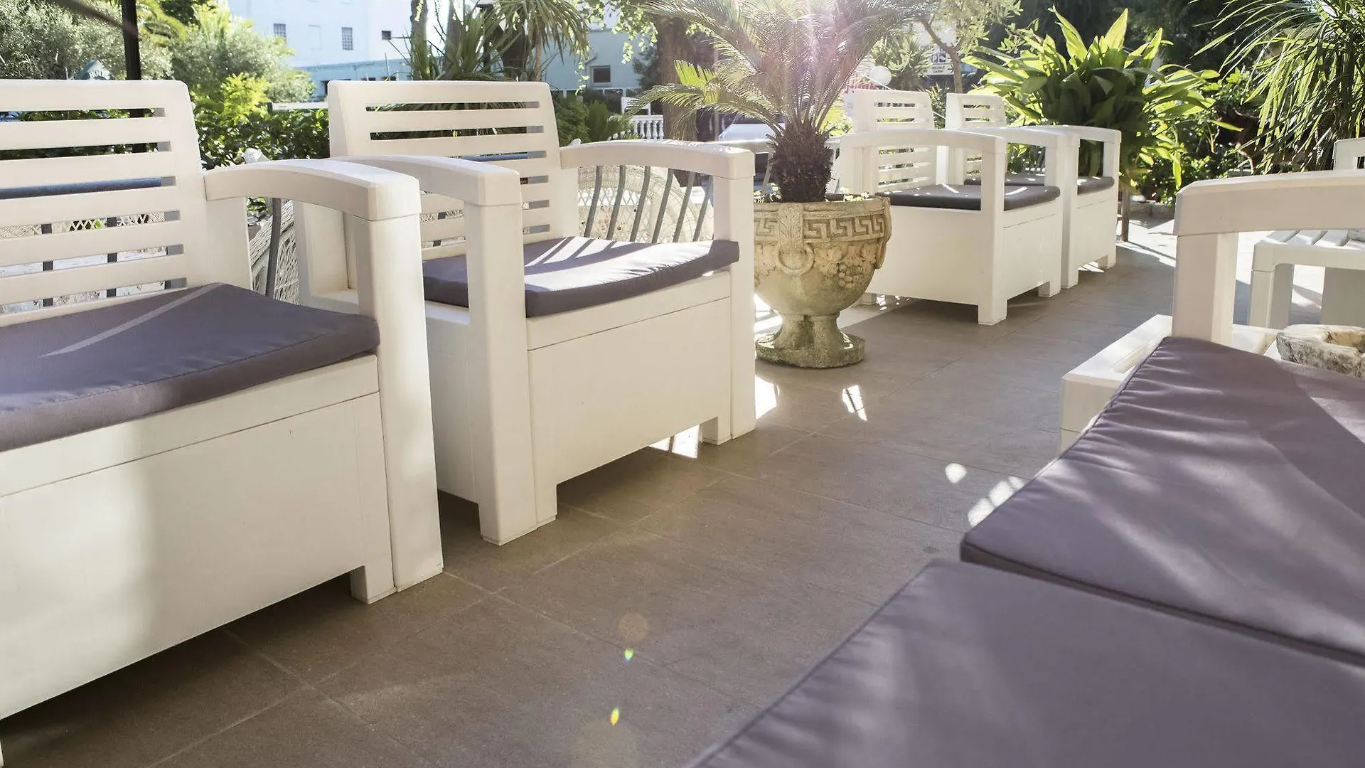Hotel Corallo Garni Cattolica