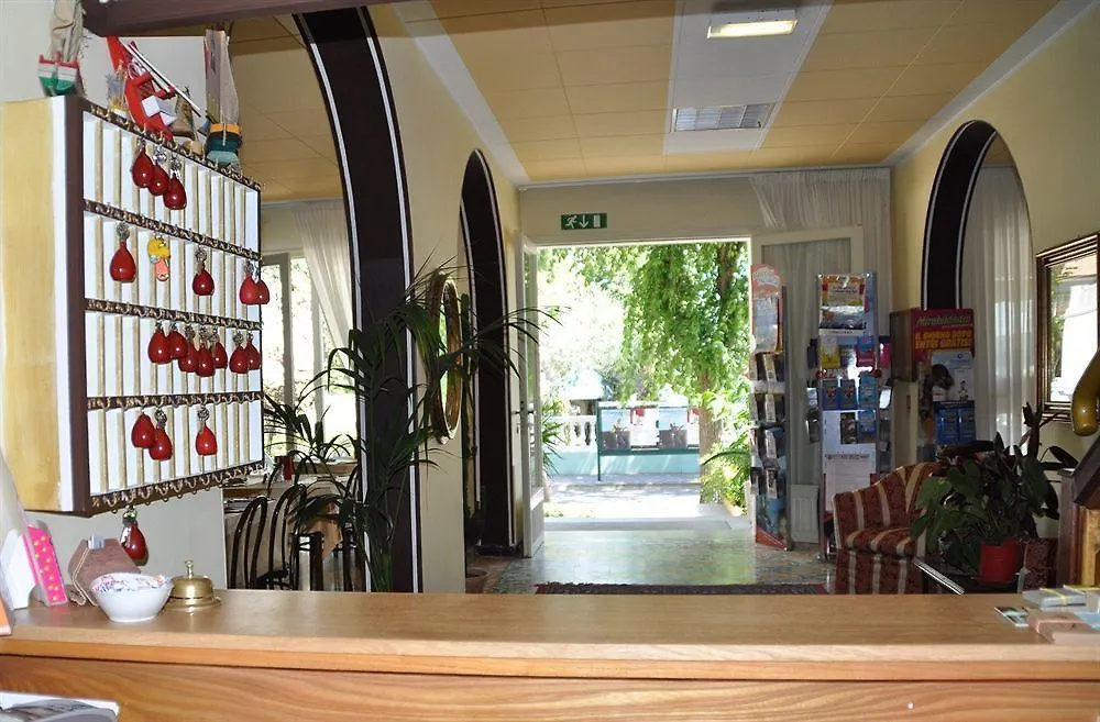 Hotel Corallo Garni Cattolica